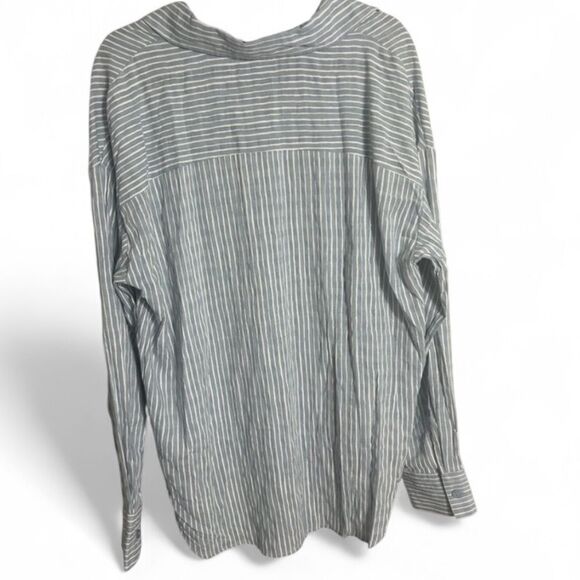 NWT PrettyLittleThing Oversized Blue Striped Shirt Size 10 - Picture 4 of 5